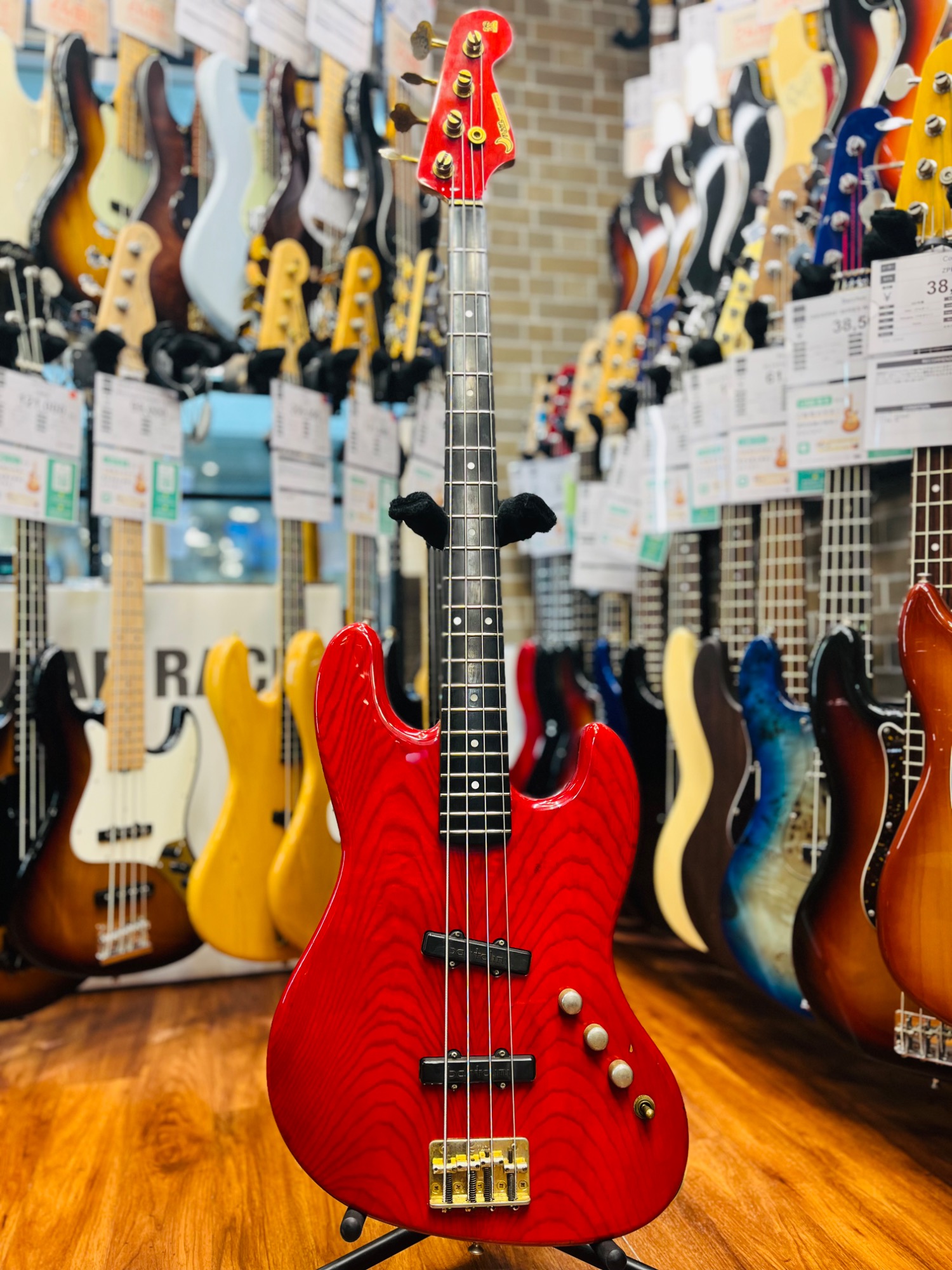 老舗国産ハイエンドブランド】Moon(ムーン)ジャズベースタイプJJ-4のご