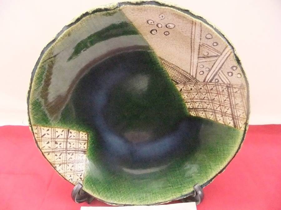 赤津焼 伝統工芸士 三峰園 加藤伸明作 織部 大皿/茶碗の2点を入荷しま