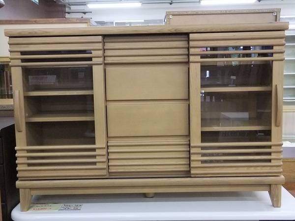 和室でも洋室でもOK！！ニトリ サイドボード ニクス2-120NA入荷致し