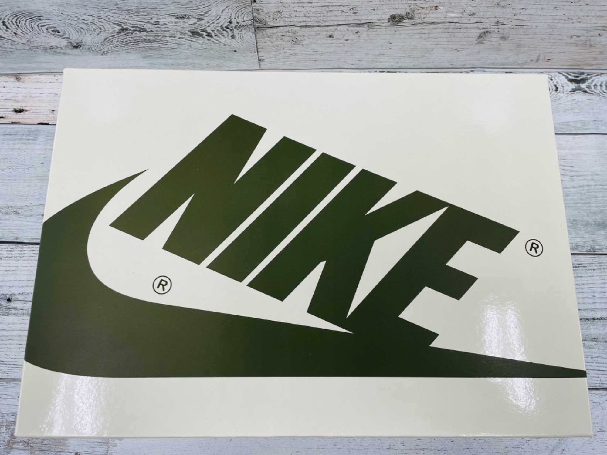 BIGニュース！NIKE(ナイキ)×Travis Scott(トラヴィス・スコット