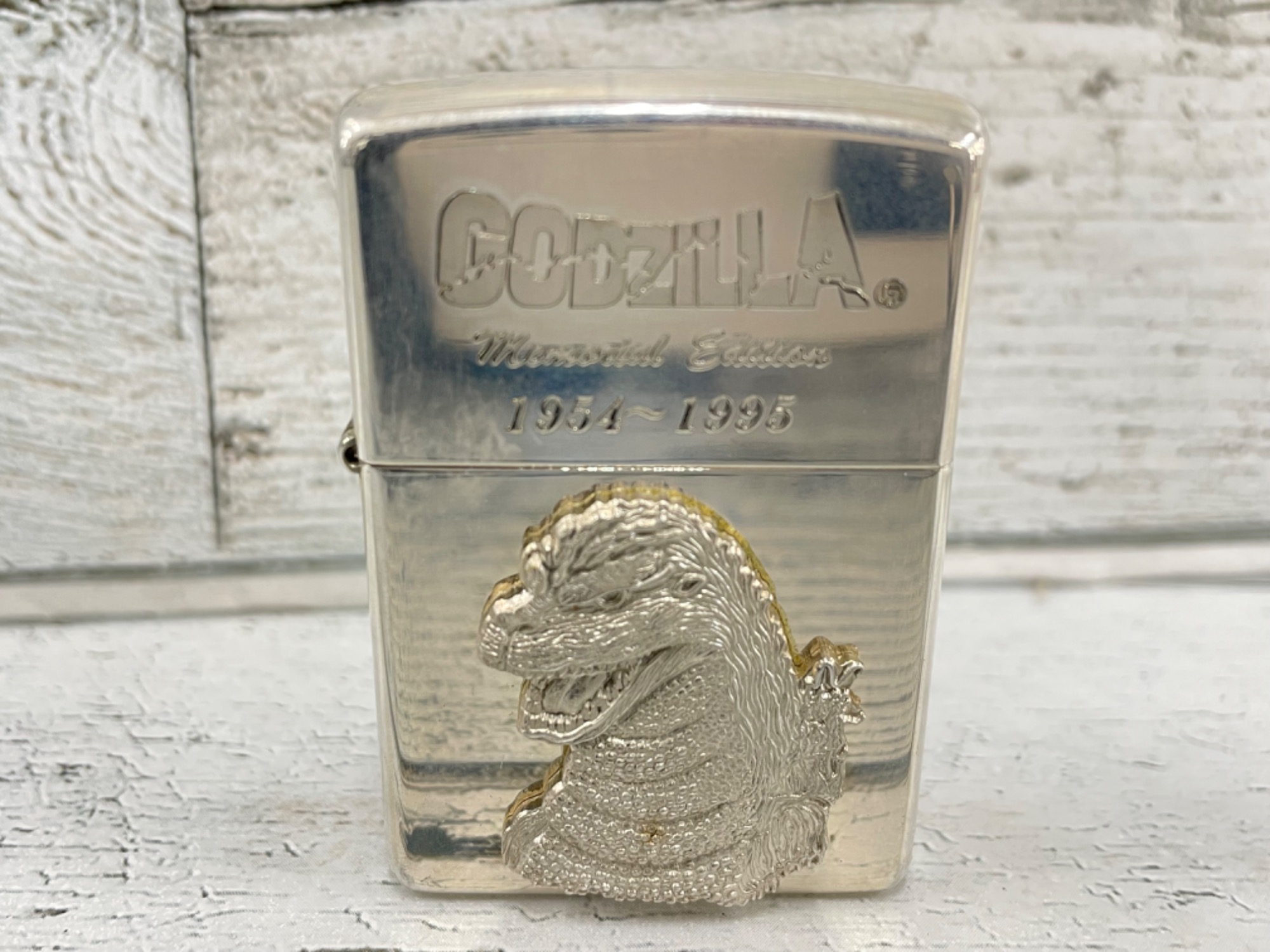 ZIPPO買取強化中】ZIPPO ゴジラ メモリアルエディション 1995年製造 が