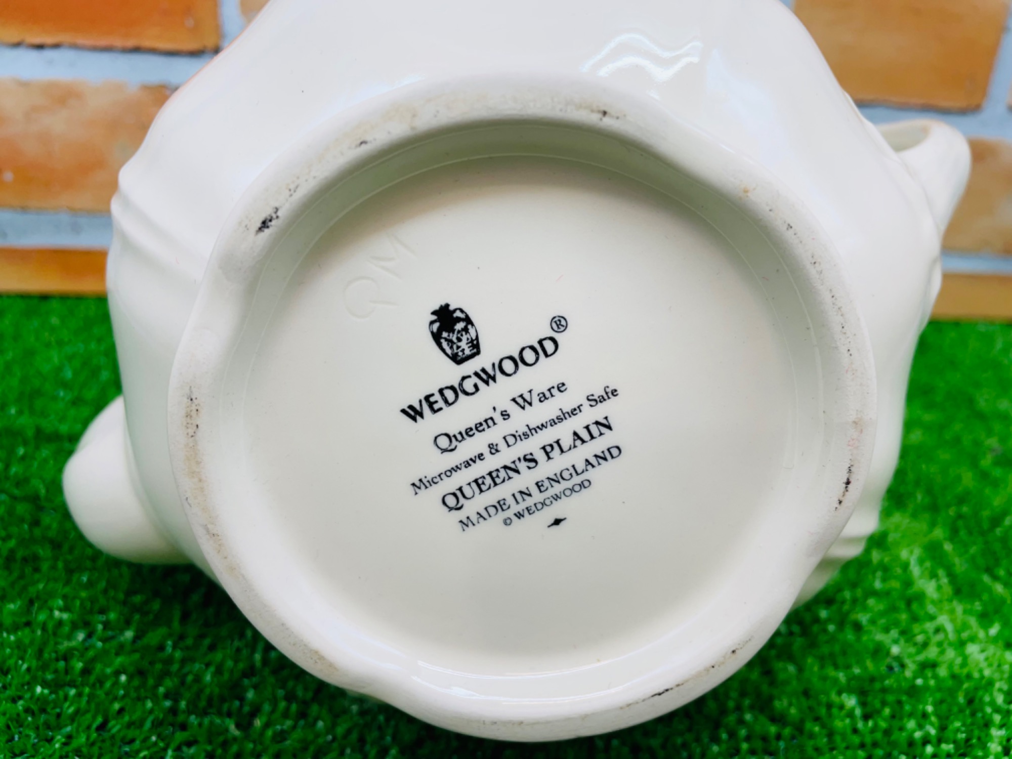 美品ウェッジウッド クイーンズ ウェア クイーンズプレーン　ボウル　2枚 洋食器買取強化中】Wedgwood(ウェッジウッド) ティーポット