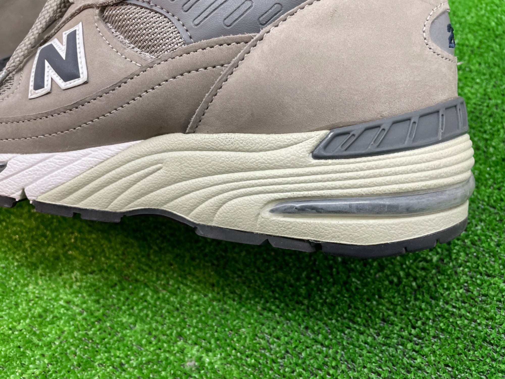 スニーカー買取強化中】NEW BALANCE(ニューバランス) 20TH スニーカー買取強化中】NEW BALANCE(ニューバランス) 20TH