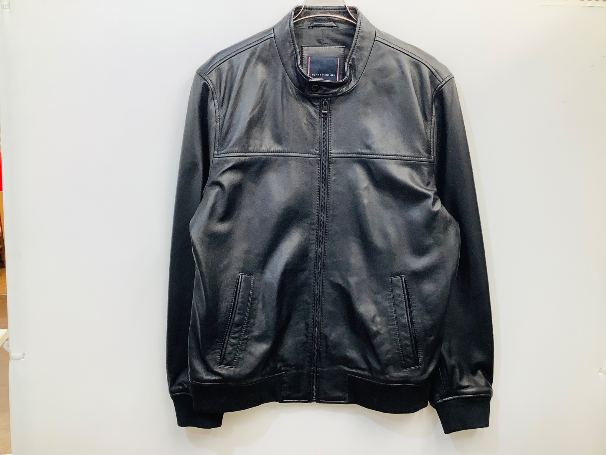 美品 トミーヒルフィガー レザージャケット　ブラック メンズ衣類買取強化中】TOMMY HILFIGER(トミーヒルフィガー