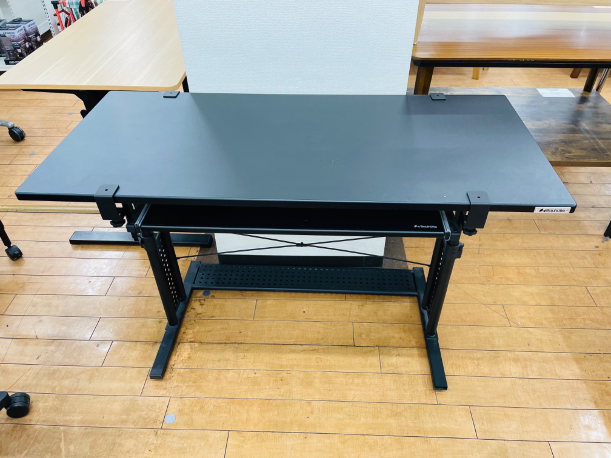 家具買取強化中】Bauhutte(バウヒュッテ) シリーズの家具大量入荷致し