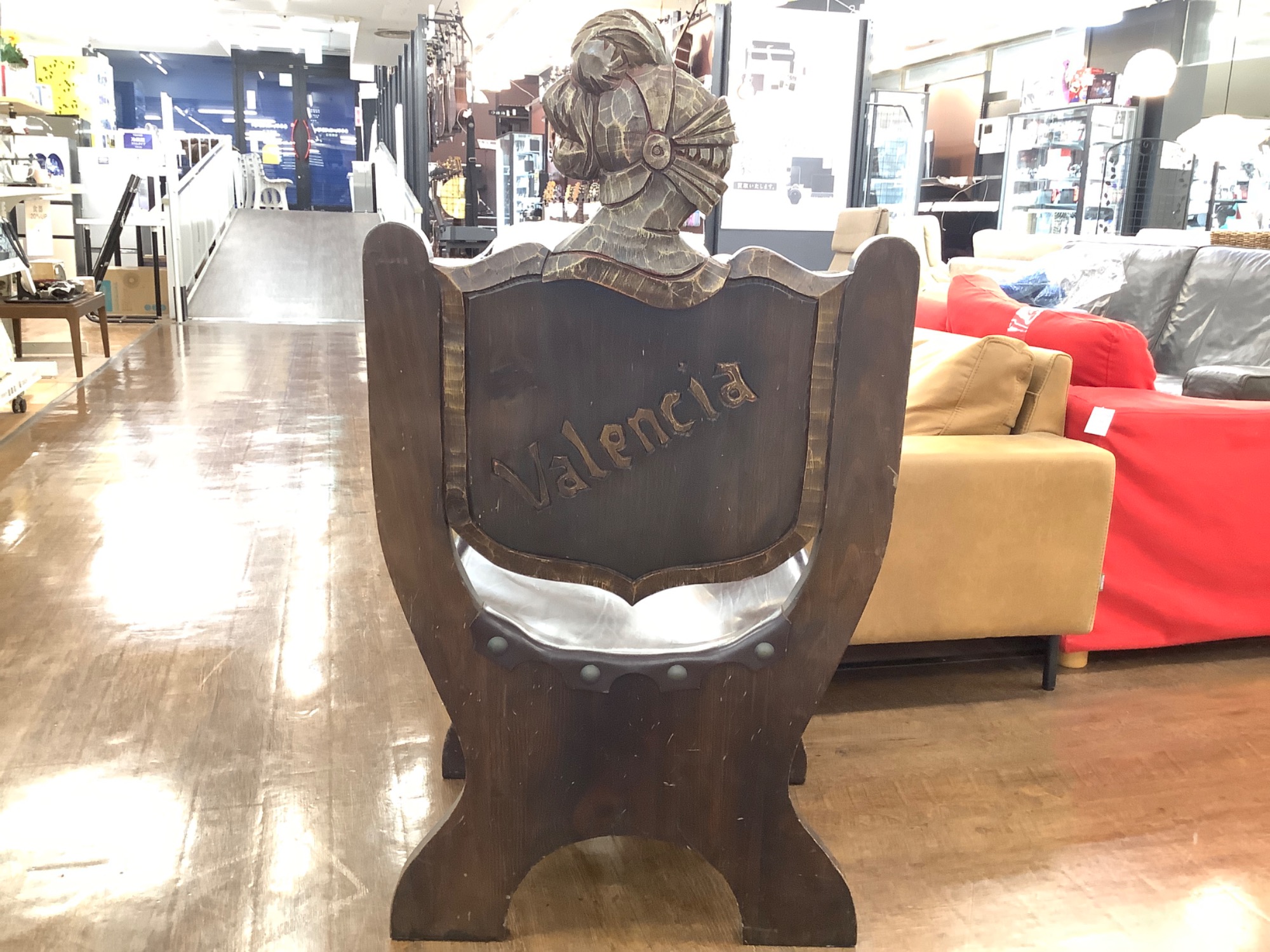 家具買取強化中】VALENCIA ウッドアンティーク調チェア を買取入荷致し 