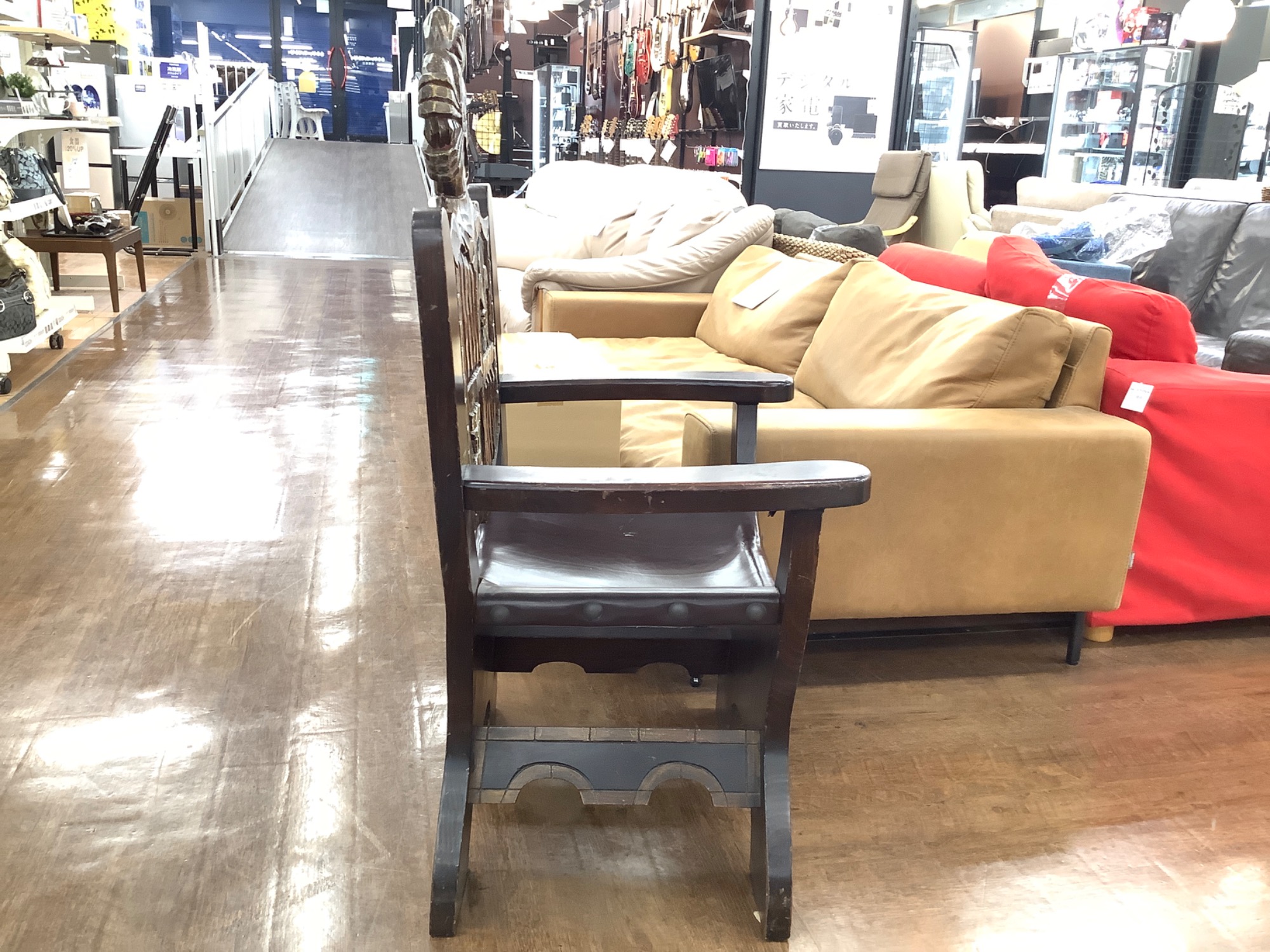 家具買取強化中】VALENCIA ウッドアンティーク調チェア を買取