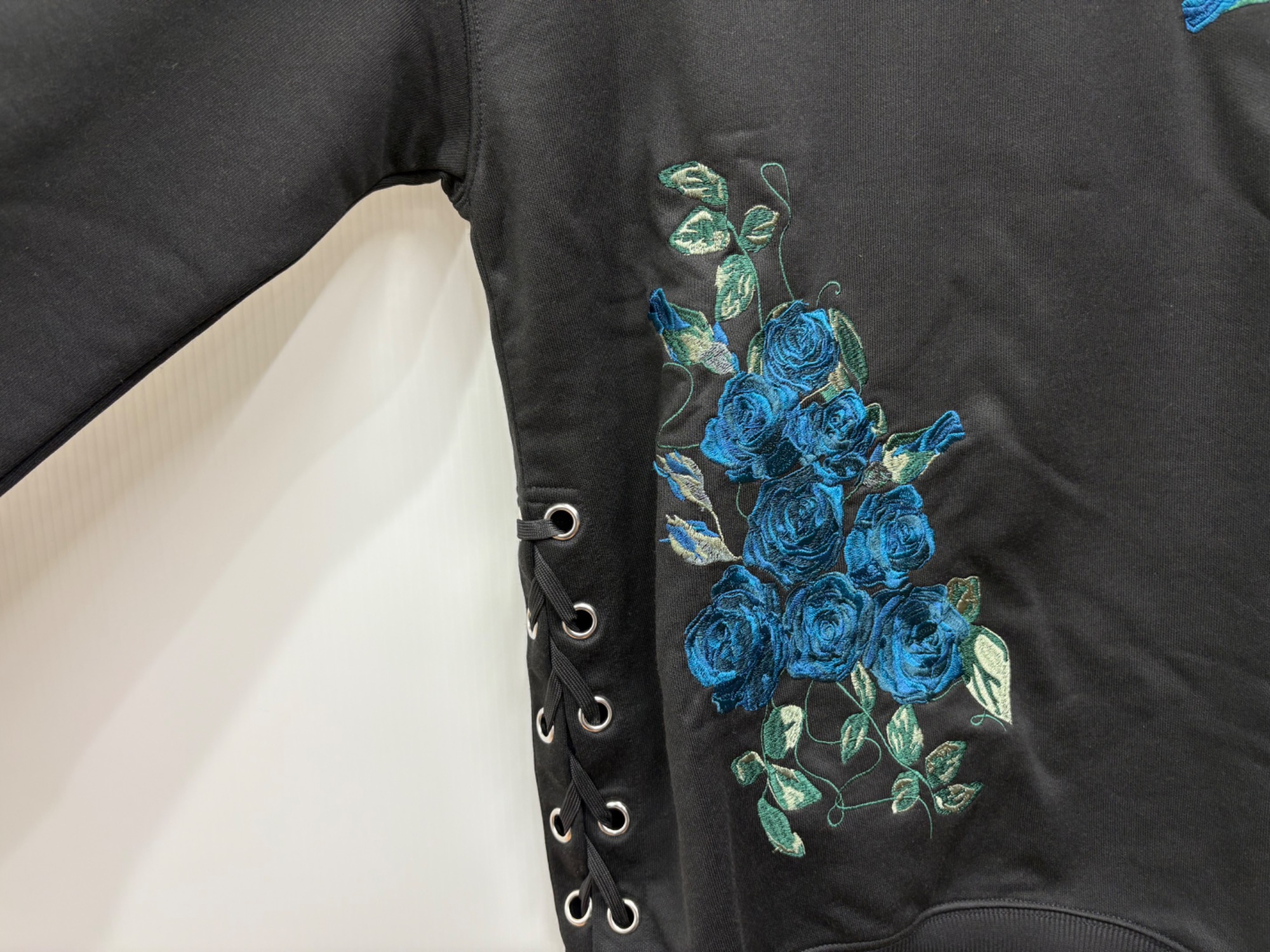 衣類買取中】スウェット HARE×Ado ブラック を買取入荷致しました