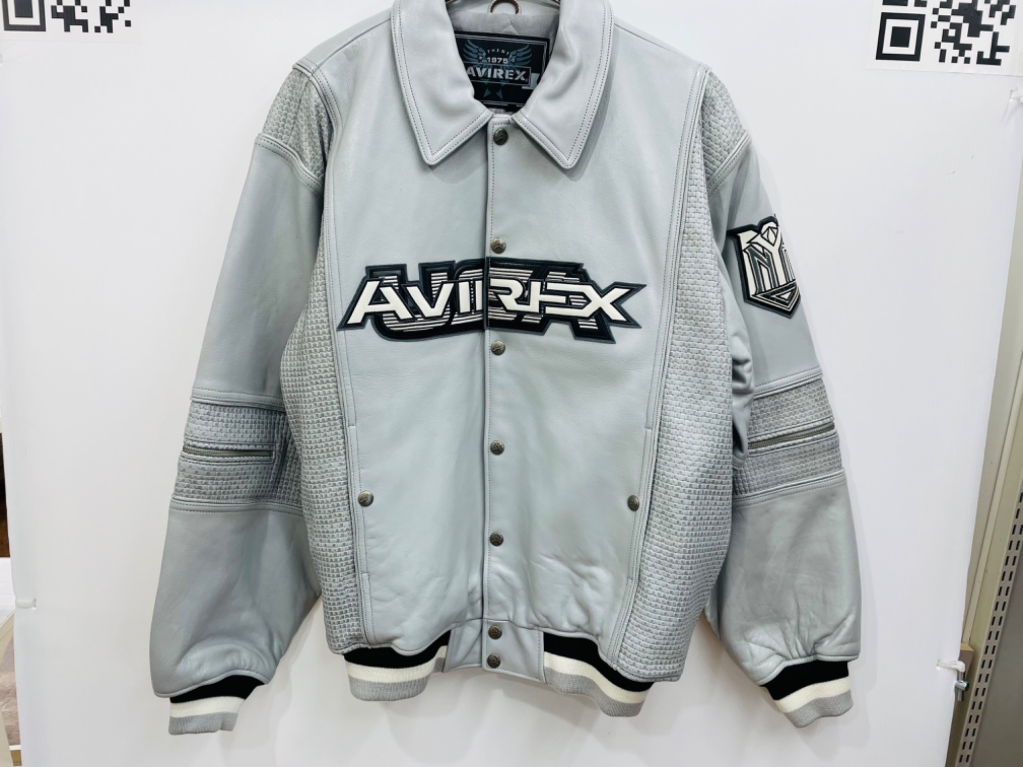 AVIREX ホワイトレザージャケット キングカジノ 90s AVIREX KING CASINO All Leather Stadium Jacket Leather Cards