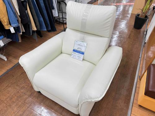 ニトリ 電動リクライニングソファ NS-CLEAN が買取入荷しました