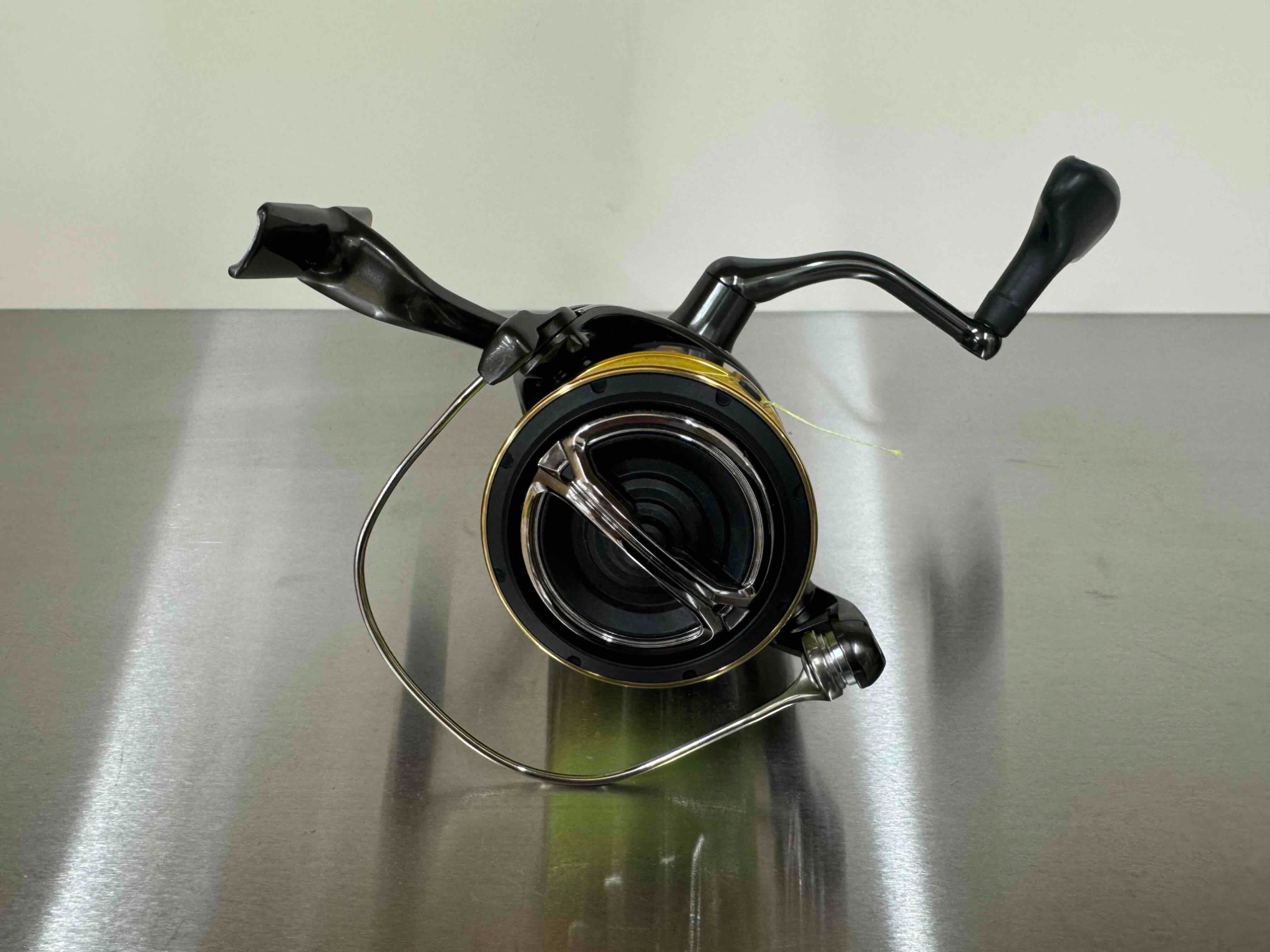 SHIMANO(シマノ)スピニングリール 25 ツインパワーXD 4000XGが