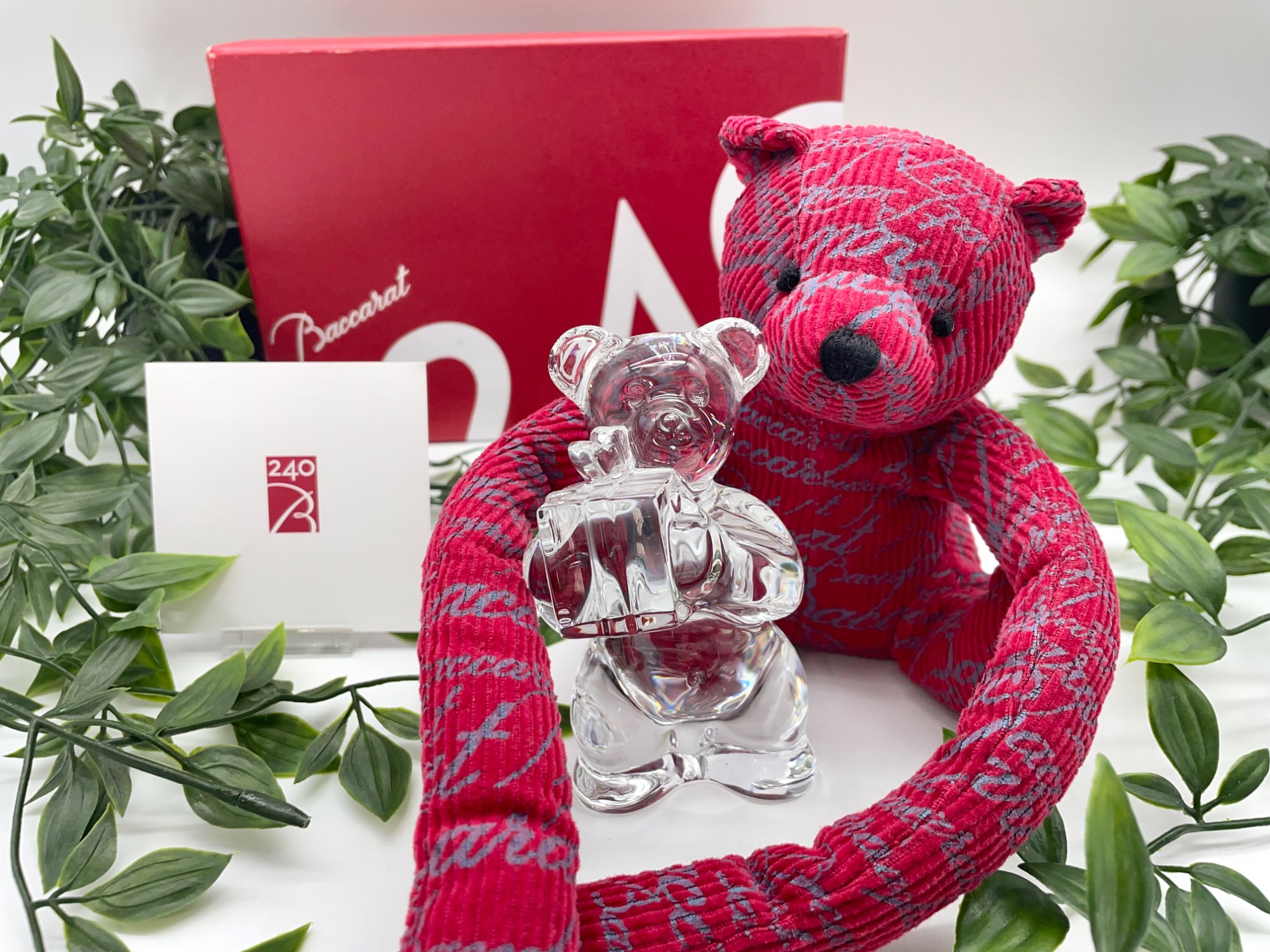 インテリア買取強化中】Baccarat 240周年記念テディベアクリスタル