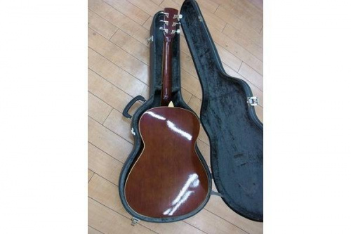 ギターのリゾネーターギター