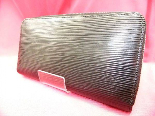 ブランド・ラグジュアリーの財布