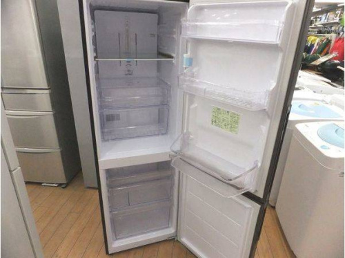 冷蔵庫のSHARP　SJ-PD27Y
