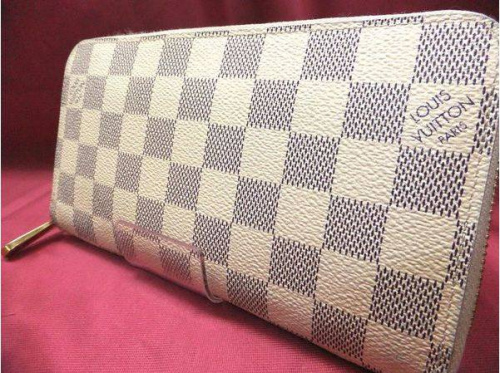 ブランド・ラグジュアリーの財布