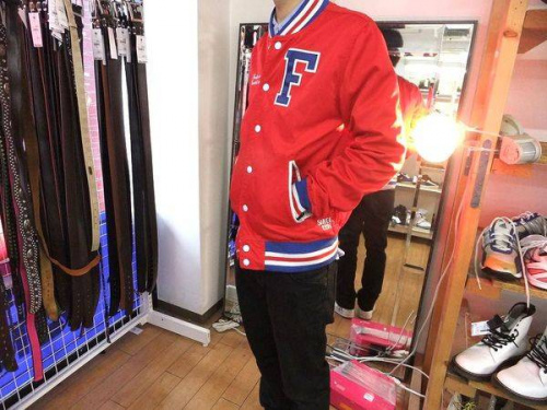 ジャケットのFranklin&Marahall