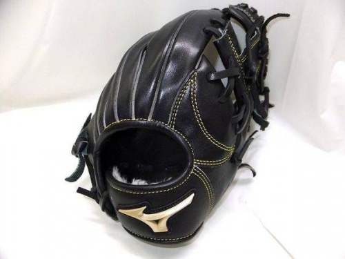 スポーツ・アウトドアの軟式グローブ