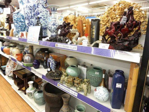 龍の相模原骨董市