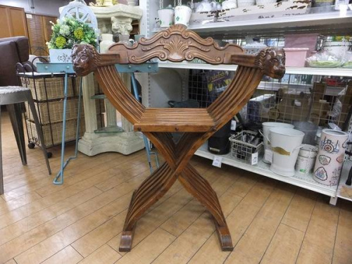 家具・インテリアのイス