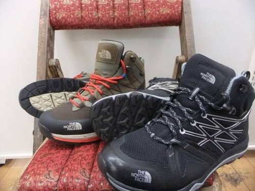 アウトドアウェアのノースフェイス（THE NORTH FACE）