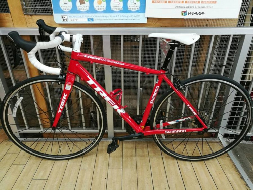 自転車のロードバイク