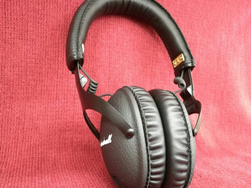 ヘッドホンのマーシャル