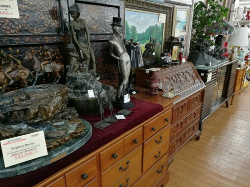 ロイズアンティークの相模原