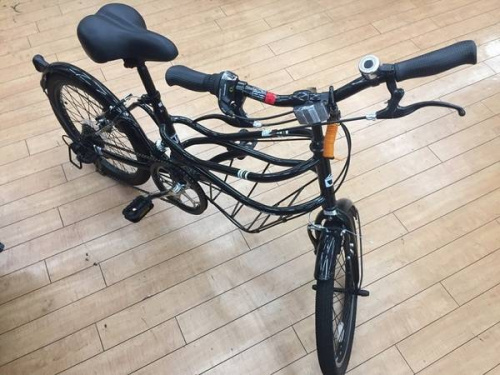 アウトドアの自転車