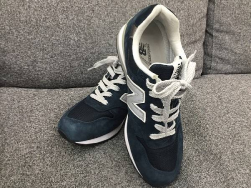 シューズのニューバランス