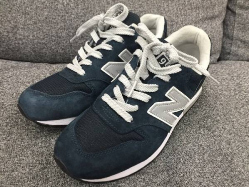 ニューバランスのスニーカー