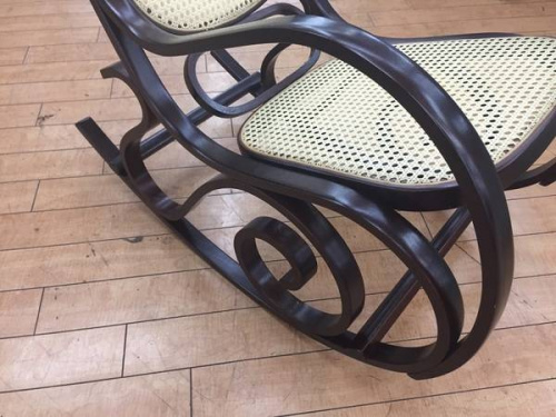 ブラウンの家具