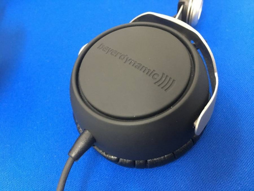 ヘッドホンのbeyerdynamic