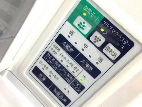 6ドア冷蔵庫のSHARP