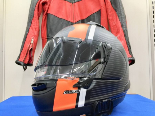 スポーツ用品のバイク