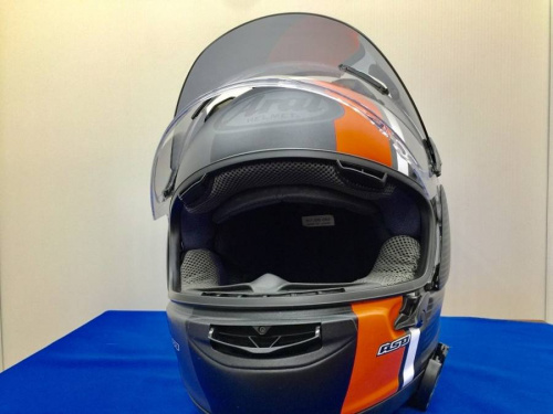 ヘルメットのarai