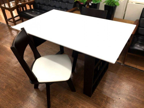 家具のダイニングセット