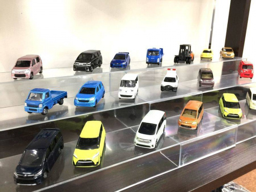 ミニカーのトミカ