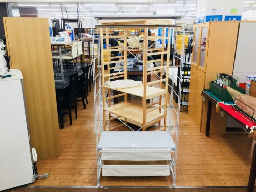 ラックのシェルフ