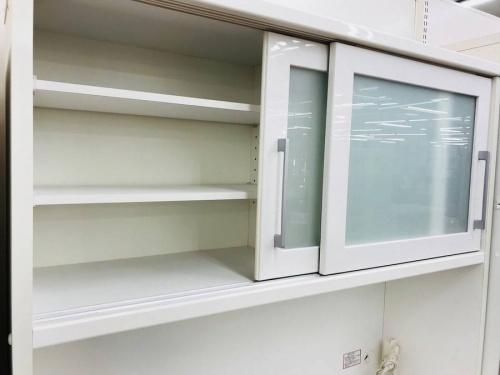 カップボード・食器棚のニトリ