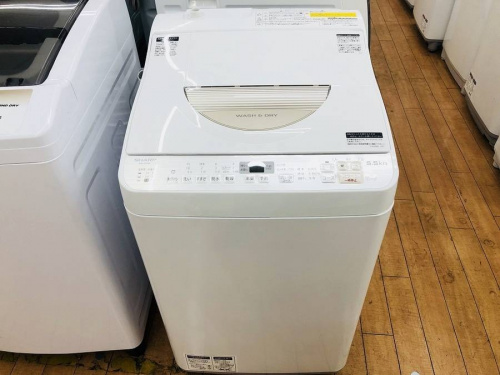 生活家電の洗濯乾燥機