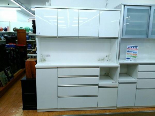 家具のカップボード・食器棚