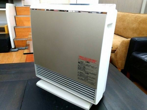 季節家電のストーブ