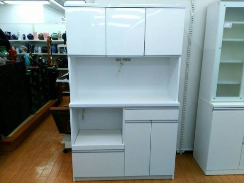 家具のカップボード・食器棚
