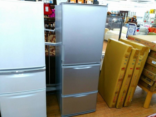 キッチン家電の冷蔵庫