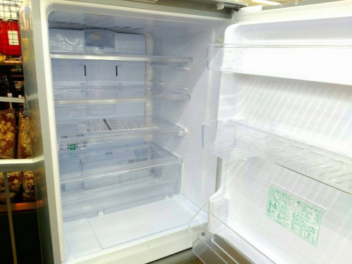 3ドア冷蔵庫のSHARP