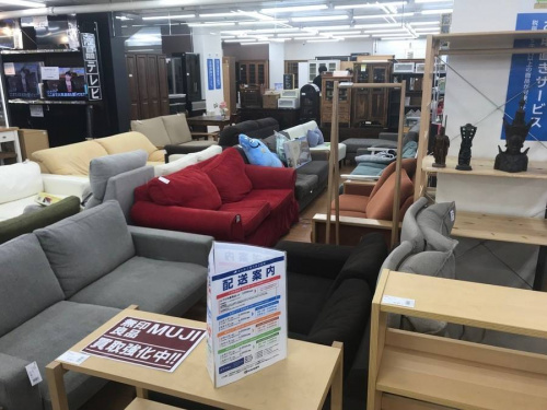 ホイールコーヒーテーブルの相模原　中古家具