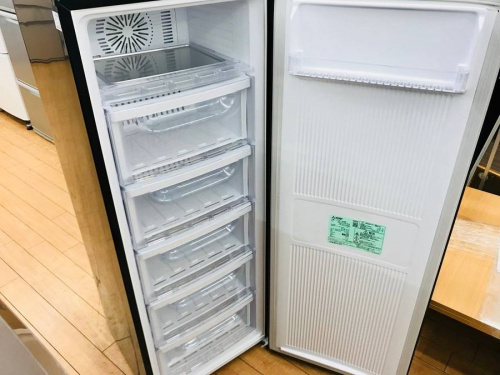 三菱のMITSUBISHI