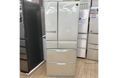 キッチン家電の冷蔵庫