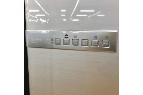 6ドア冷蔵庫のSHARP